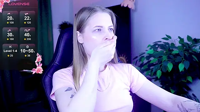 CuteMousee online show from 11-07-25, 06:40