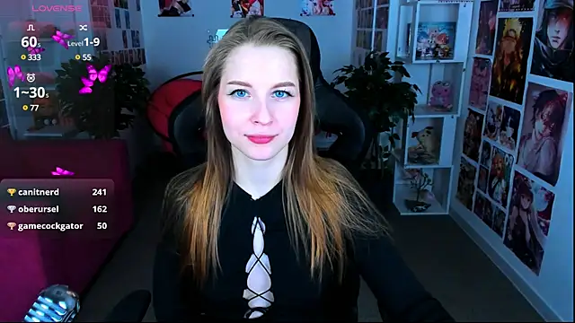 Snapshot of CuteMousee chatting on 02-07-25, 12:28 CuteMousee online show from 02-07-25, 12:28