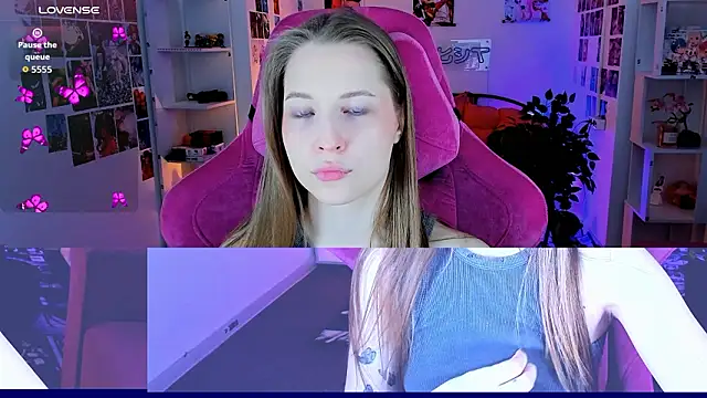 Snapshot of CuteMousee chatting on 02-27-26, 08:36 CuteMousee online show from 02-27-26, 08:36