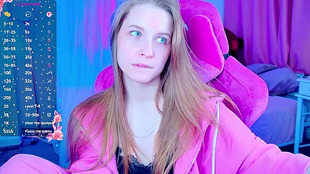 CuteMousee online show from 03-21-26, 09:36