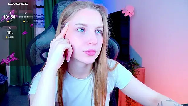 CuteMousee online show from 04-15-26, 06:30