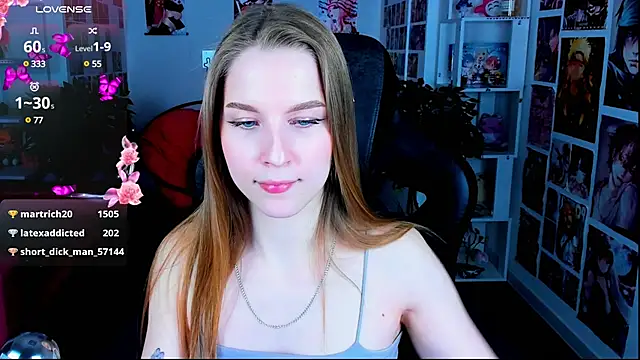 Snapshot of CuteMousee chatting on 02-20-25, 08:28 CuteMousee online show from 02-20-25, 08:28