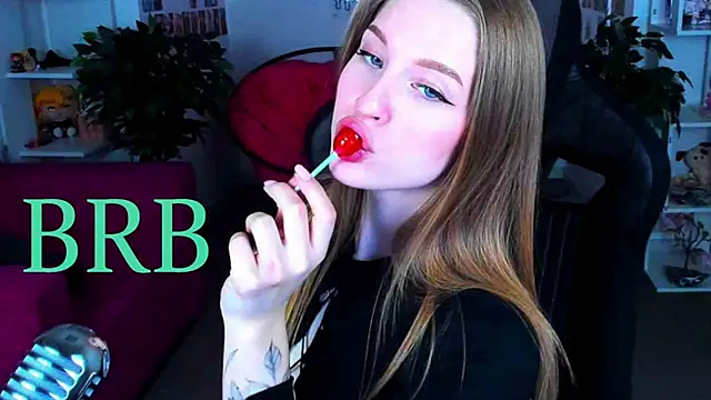 Snapshot of CuteMousee chatting on 02-23-26, 08:15 CuteMousee online show from 02-23-26, 08:15