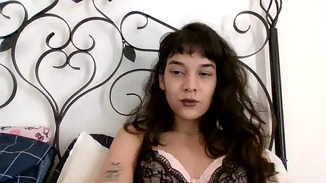 kimmykink online show from 02-11-26, 06:52