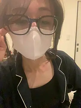 Snapshot of mel__mel chatting on 03-18-26, 12:08 mel mel online show from 03-18-26, 12:08