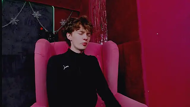 LukeSweet online show from 12-15-25, 11:49