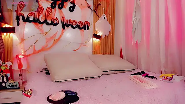 BrendaSquirtx online show from 10-25-25, 05:02