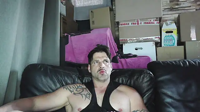 XxBigboybandxX online show from 05-12-26, 06:25