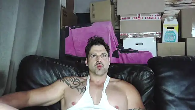 XxBigboybandxX online show from 05-16-26, 06:18