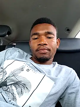 Gostosao big penis online show from 11-04-25, 08:51