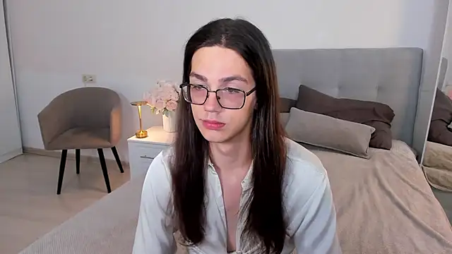 Alfreda Mills online show from 09-21-25, 10:42