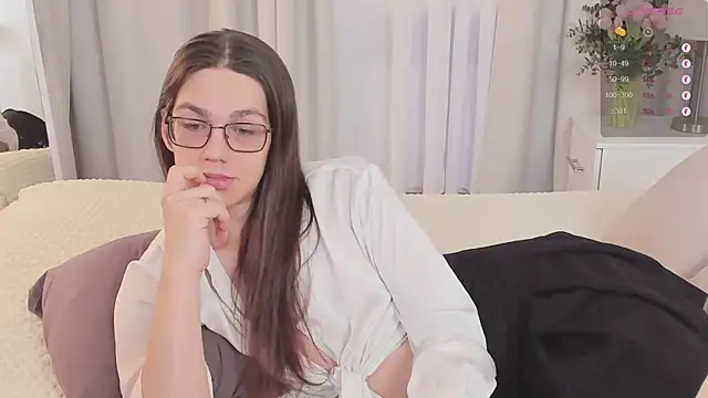 Alfreda Mills online show from 12-04-25, 10:36