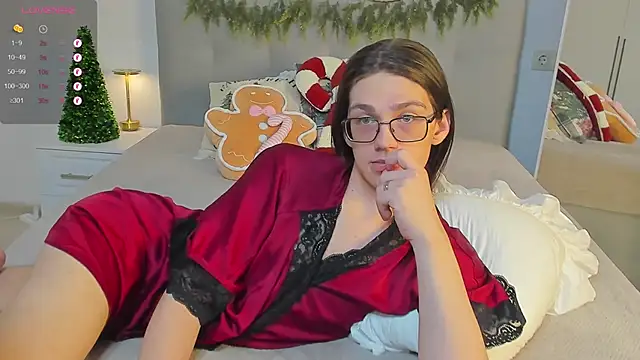 Alfreda Mills online show from 12-14-25, 10:43