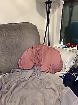 Icebearsticlese online show from 03-26-26, 02:43