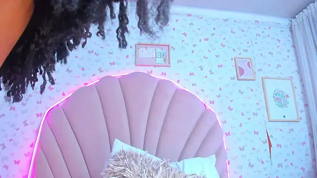 ashlyleee  online show from 01-08-25, 03:39