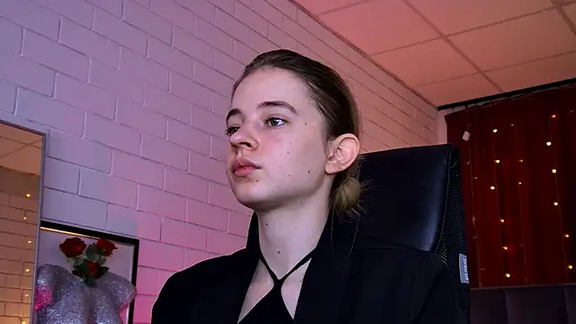 TinaDavil online show from 02-08-26, 01:09