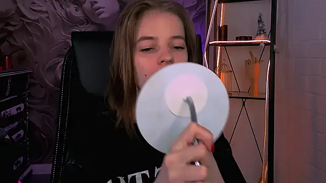 TinaDavil online show from 03-03-25, 05:41