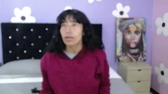 karolinee 66  online show from 02-04-26, 03:56