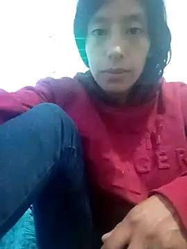 karolinee 66  online show from 12-15-24, 04:29