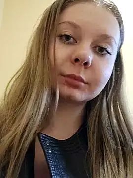 Snapshot of Ekaterina27 chatting on 03-17-25, 11:35 Ekaterina27 online show from 03-17-25, 11:35