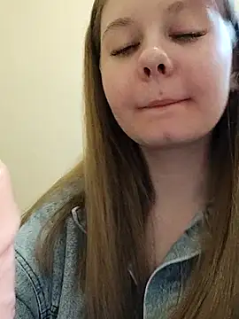 Snapshot of Ekaterina27 chatting on 03-18-25, 07:22 Ekaterina27 online show from 03-18-25, 07:22