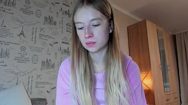 minidivaa  online show from 10-08-25, 08:53