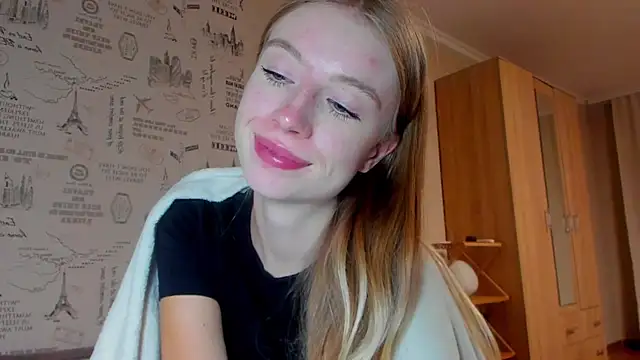 minidivaa  online show from 09-21-25, 08:14