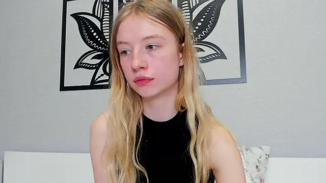 minidivaa  online show from 02-05-25, 05:31