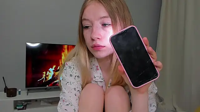 minidivaa  online show from 03-04-25, 09:22