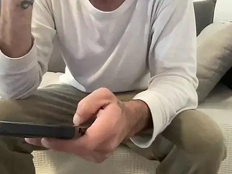 4small4inchlol online show from 03-07-26, 12:54