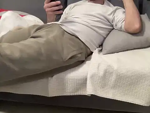 4small4inchlol online show from 03-25-26, 03:33