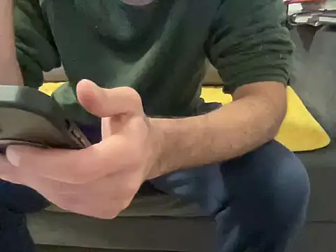 4small4inchlol online show from 01-11-26, 04:14