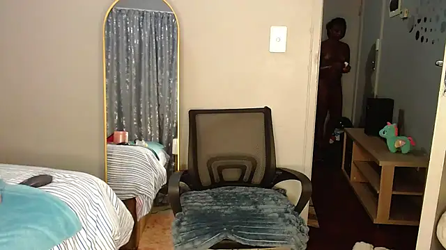 MissBigNipples online show from 04-06-26, 01:56