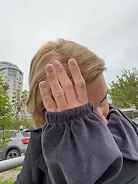 SandraCarter online show from 04-18-26, 07:33