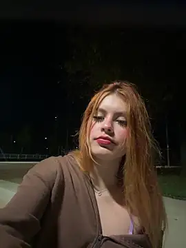 Isa smeraldy online show from 09-18-25, 10:57