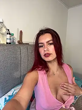Isa smeraldy online show from 06-04-26, 04:11