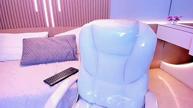 Sexy paradise18  online show from 04-11-26, 07:45