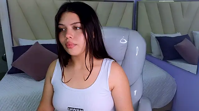 Snapshot of Sexy_paradise18_ chatting on 03-23-25, 04:05 Sexy paradise18 online show from 03-23-25, 04:05