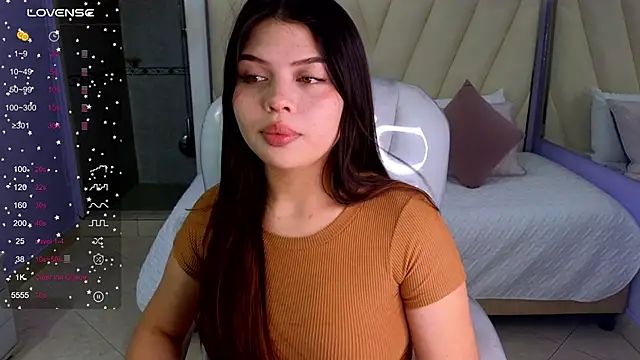 Snapshot of Sexy_paradise18_ chatting on 03-21-25, 07:55 Sexy paradise18 online show from 03-21-25, 07:55