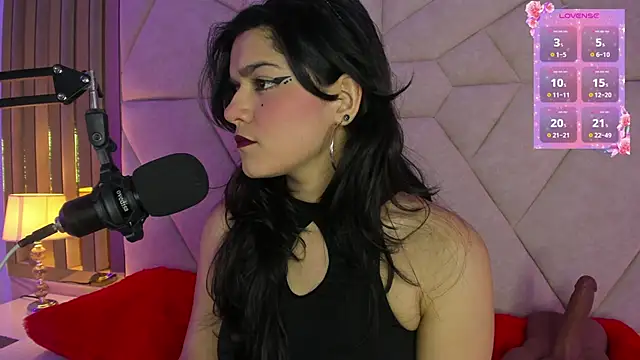 Snapshot of ValerieKay_ chatting on 09-09-25, 08:40 ValerieKay  online show from 09-09-25, 08:40