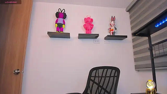 Snapshot of Gangster_Girl chatting on 03-03-26, 05:14 Gangster Girl online show from 03-03-26, 05:14