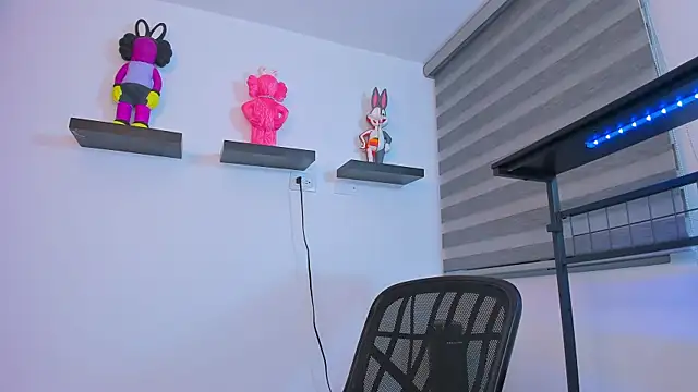 Snapshot of Gangster_Girl chatting on 11-20-25, 12:55 Gangster Girl online show from 11-20-25, 12:55