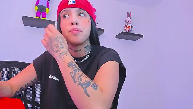 Snapshot of Gangster_Girl chatting on 03-05-25, 02:45 Gangster Girl online show from 03-05-25, 02:45