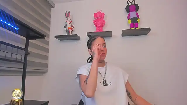 Gangster Girl online show from 05-22-26, 11:47