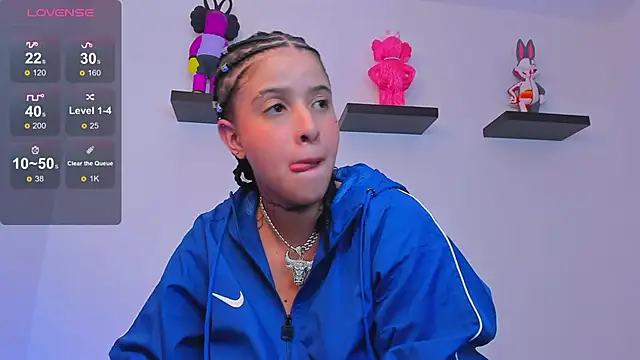 Snapshot of Gangster_Girl chatting on 03-22-25, 02:37 Gangster Girl online show from 03-22-25, 02:37