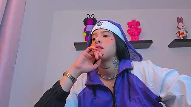 Snapshot of Gangster_Girl chatting on 03-11-25, 03:14 Gangster Girl online show from 03-11-25, 03:14