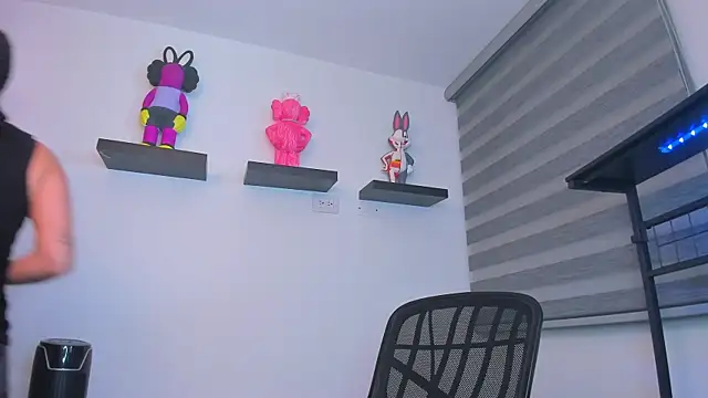 Snapshot of Gangster_Girl chatting on 12-02-25, 05:20 Gangster Girl online show from 12-02-25, 05:20