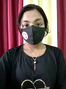 Snapshot of Myra-sen chatting on 10-05-25, 03:41 Myra-sen online show from 10-05-25, 03:41