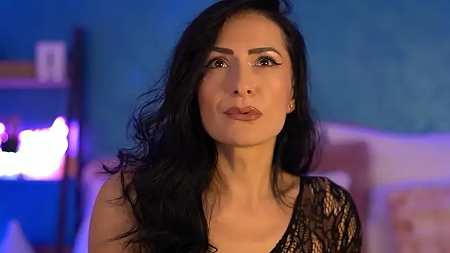 Snapshot of RaisaVawn chatting on 02-09-26, 07:06 RaisaVawn online show from 02-09-26, 07:06