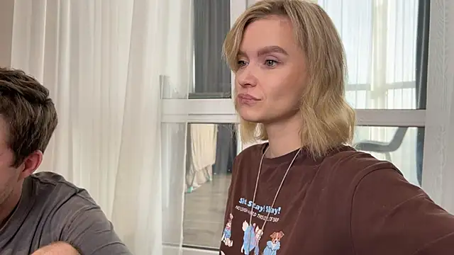 Adelovenick online show from 11-19-25, 08:47